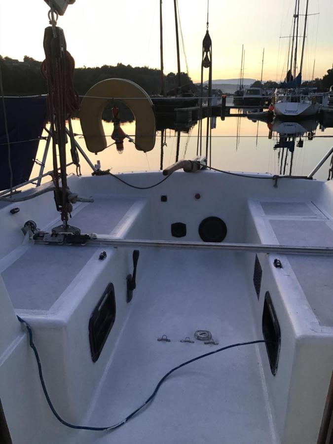 South Kessock Yacht Highwayman酒店 外观 照片